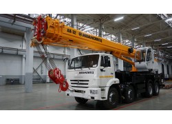 Автокран Ивановец 32т / 31м