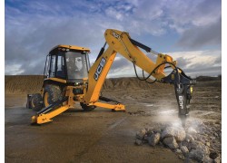 Экскаватор-погрузчик JCB 3cx с гидромолотом